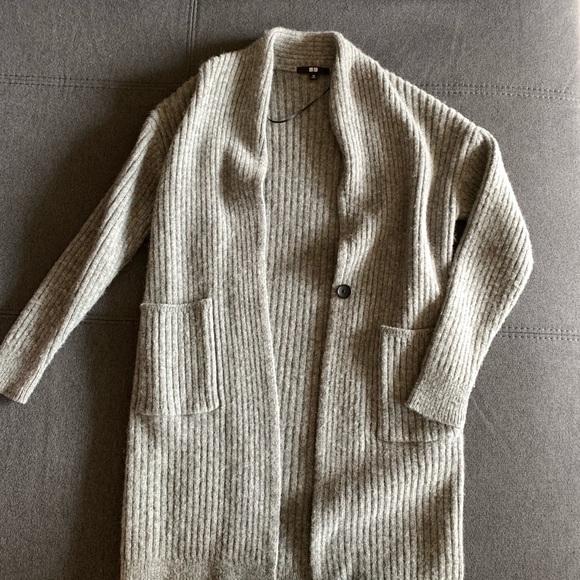 Uniqlo Sweaters - UNIQLO XS long cardigan